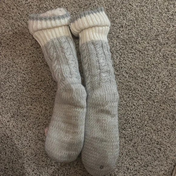 Cozy Gray Cat-Themed Socks - Picture 2 of 2